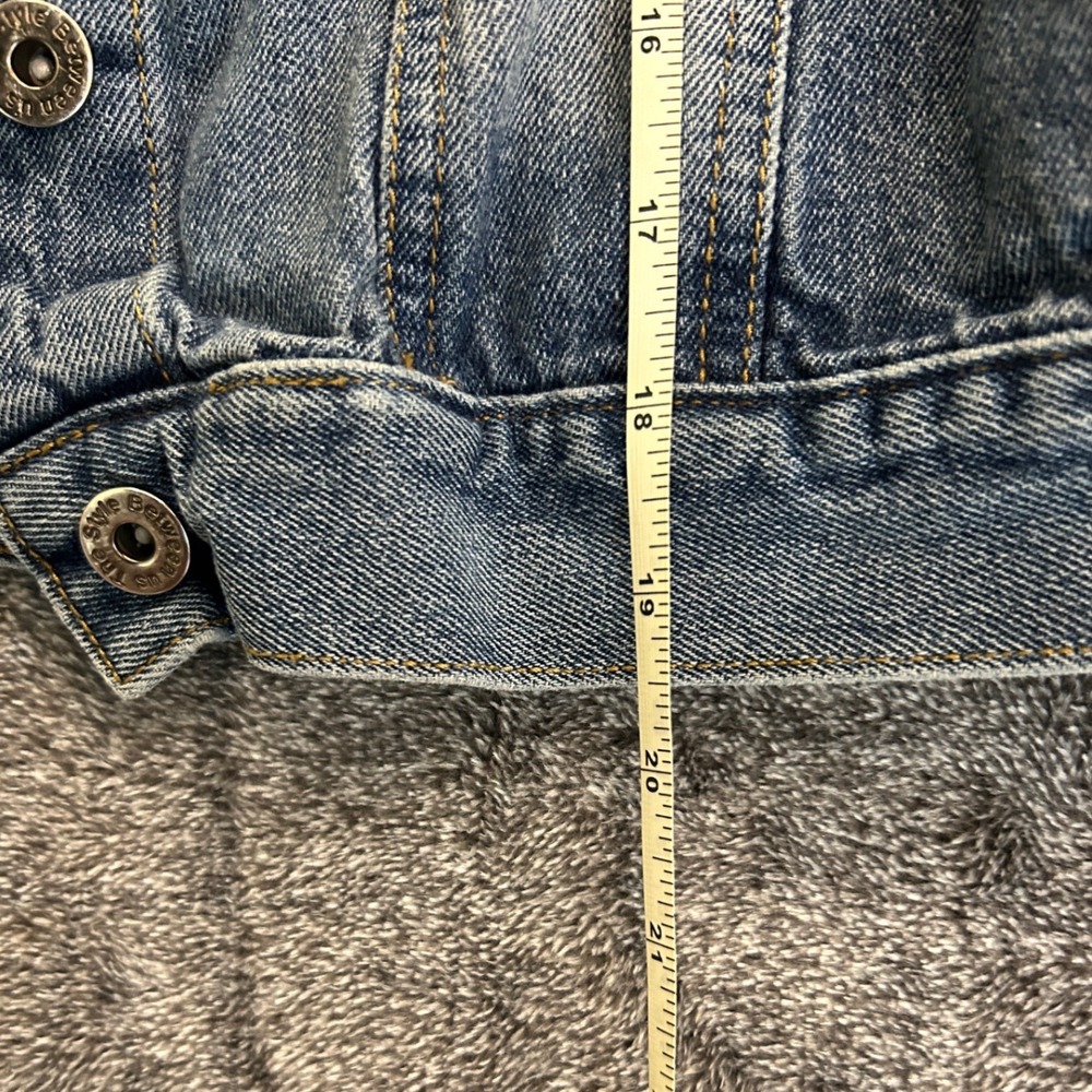 The Style Between Us Womens Medium Blue Denim Trucker Jacket Size M - Picture 4 of 9